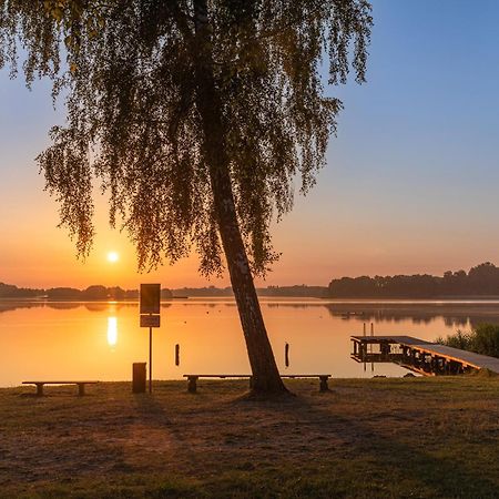 Gluecksraum - Modernes Apartment Mit Panoramablick, Kamin & Wohlfuehlambiente Krakow am See Zewnętrze zdjęcie