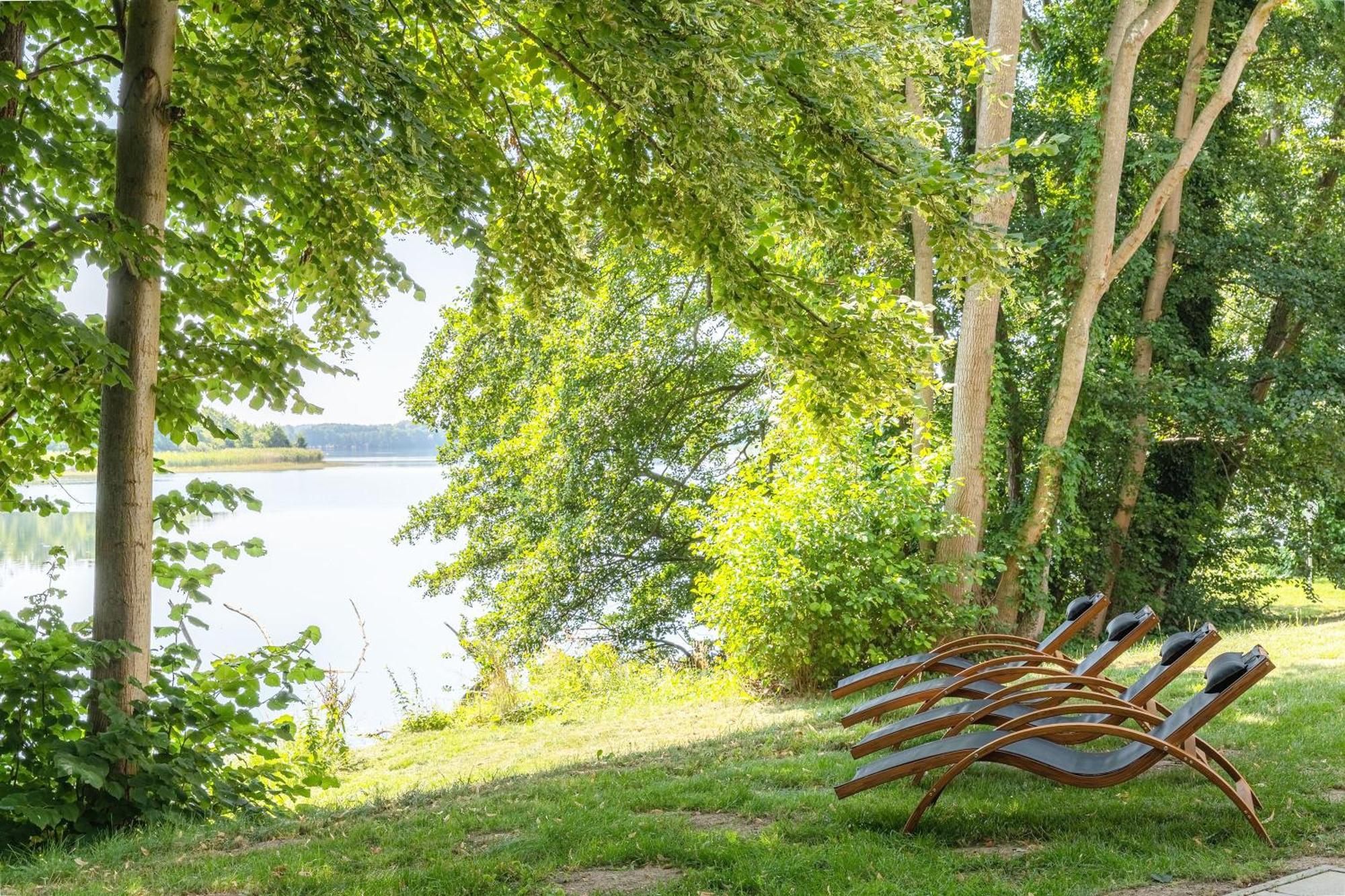 Gluecksraum - Modernes Apartment Mit Panoramablick, Kamin & Wohlfuehlambiente Krakow am See Zewnętrze zdjęcie